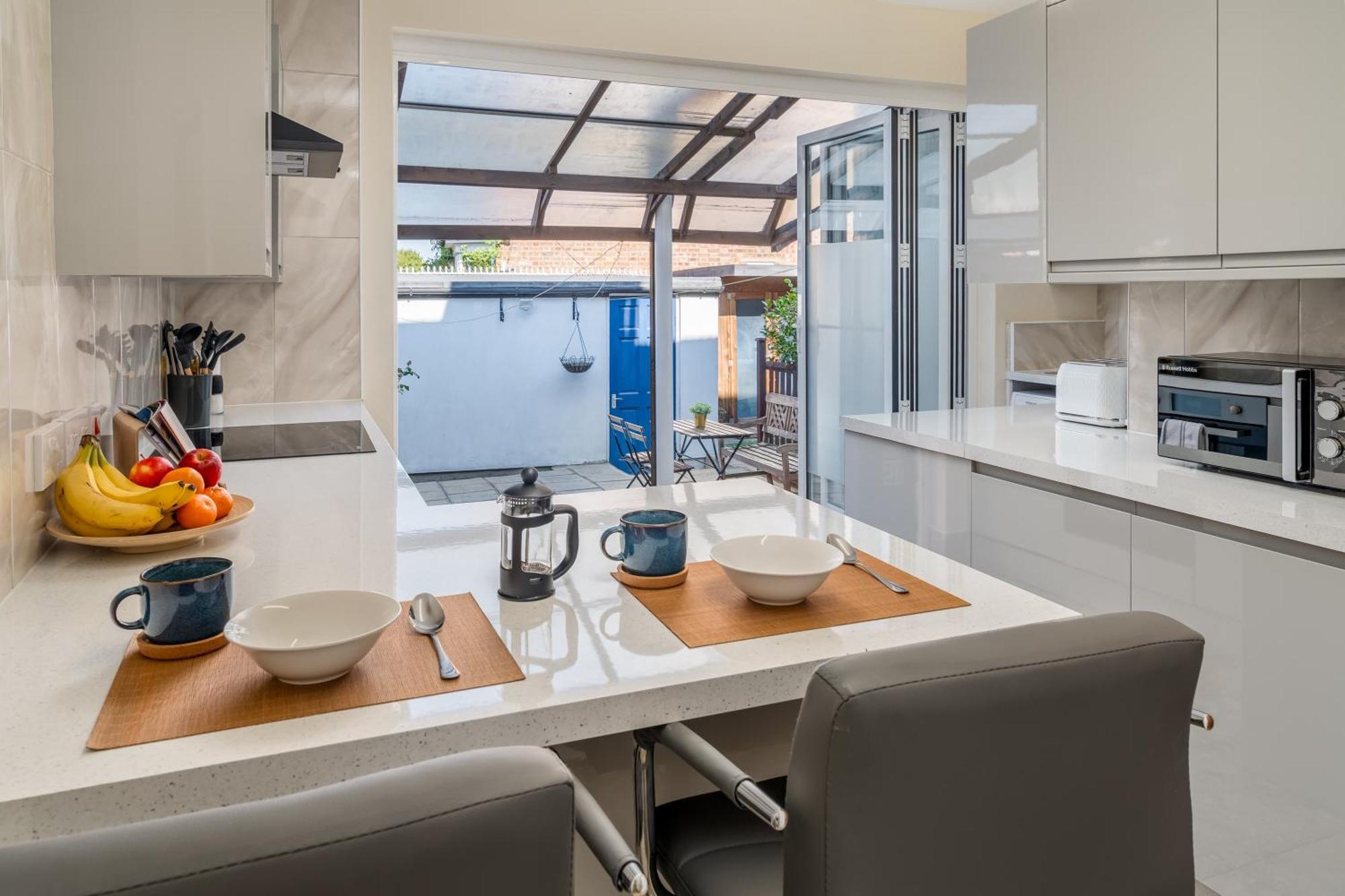 Homely And Stylish Apartment With A Garden In East Finchley London Exteriör bild